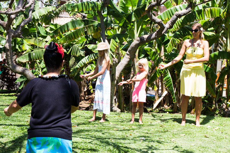 Hula dancing lessons at Kaanapali Beach Hotel