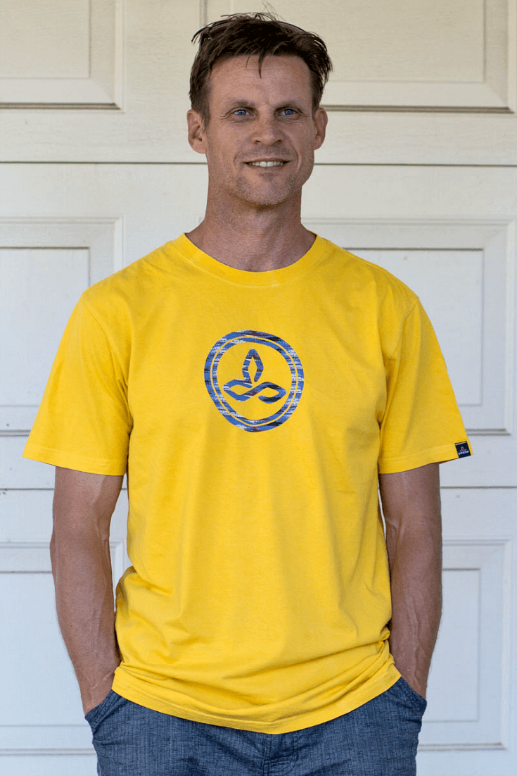 Not only do I love plain yet stylish t-shirts, but I'm a big fan of soft material on my back and this classic Prana shirt complete with Prana logo is 100% organic cotton and fair trade certified and travels with me everywhere - love the amber color!