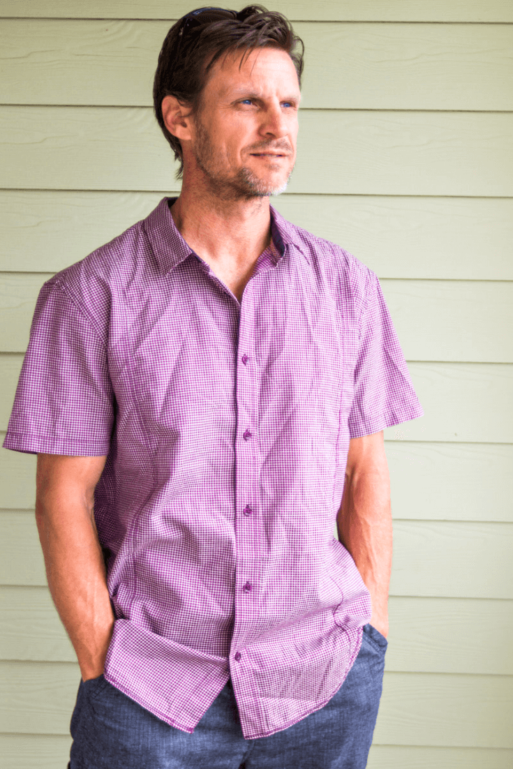 I love wearing cotton t-shirts and I always pack them for my travels. This Lukas Shirt is made from 100% organic cotton and fair trade certified. Comes in 5 different color patterns. 