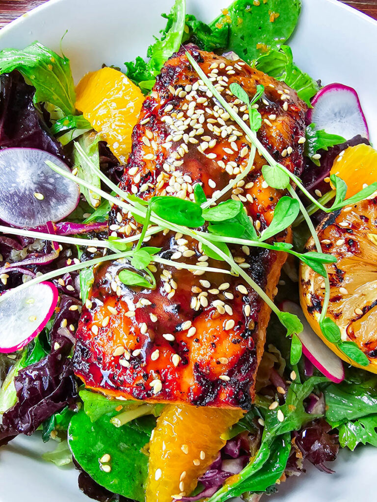 sesame grilled salmon bowl