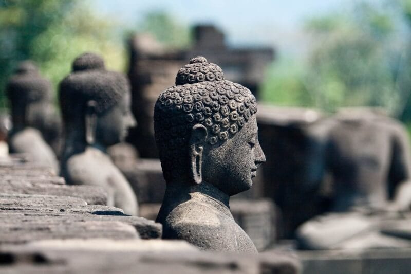 buddha statue face