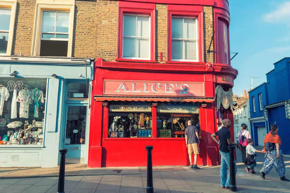 people walking around notting hill