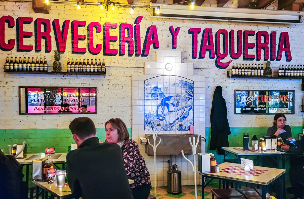 people eating at tacombi in greenwich