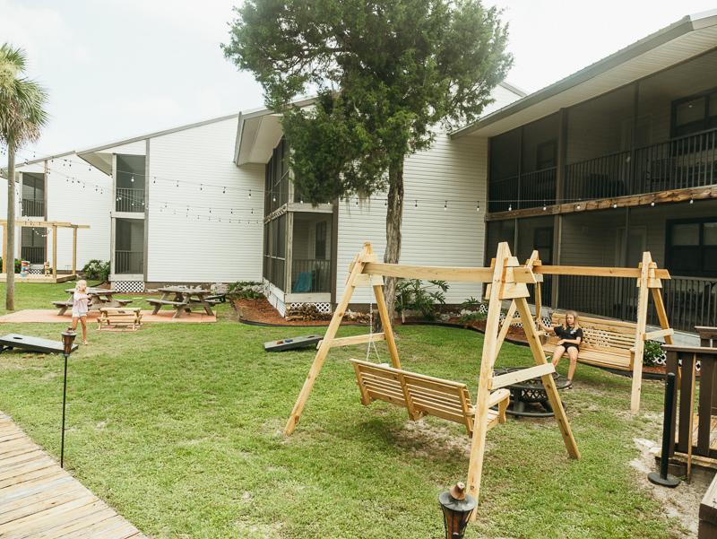 exterior units at Fiddlers resort steinhatchee river