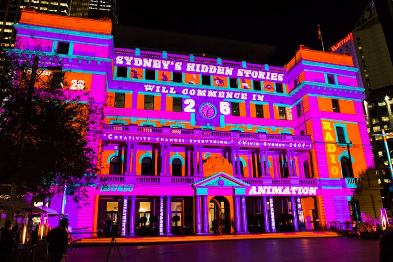 So pretty. Customs House in Sydney during the Vivid Sydney Festival.