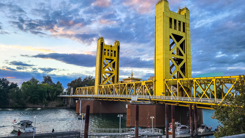 the tower bridge sacramento